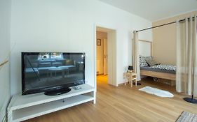 Fullhouse - Halle - B2 - Daylight Bathroom - Nespresso