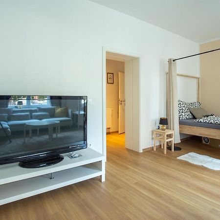 Fullhouse - Halle - B2 - Daylight Bathroom - Nespresso Halle (Saale) Exterior foto