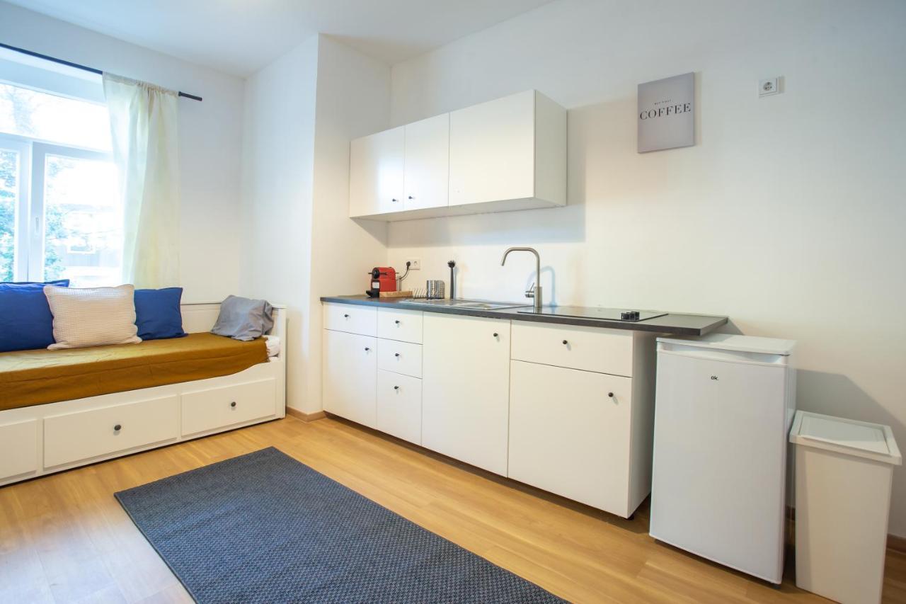 Fullhouse - Halle - B2 - Daylight Bathroom - Nespresso Halle (Saale) Exterior foto